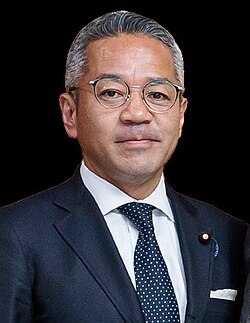 青山 周平
